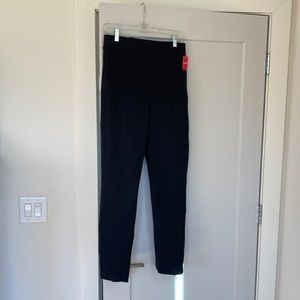 Spanx NWT STRAIGHT LEG IN PONTE